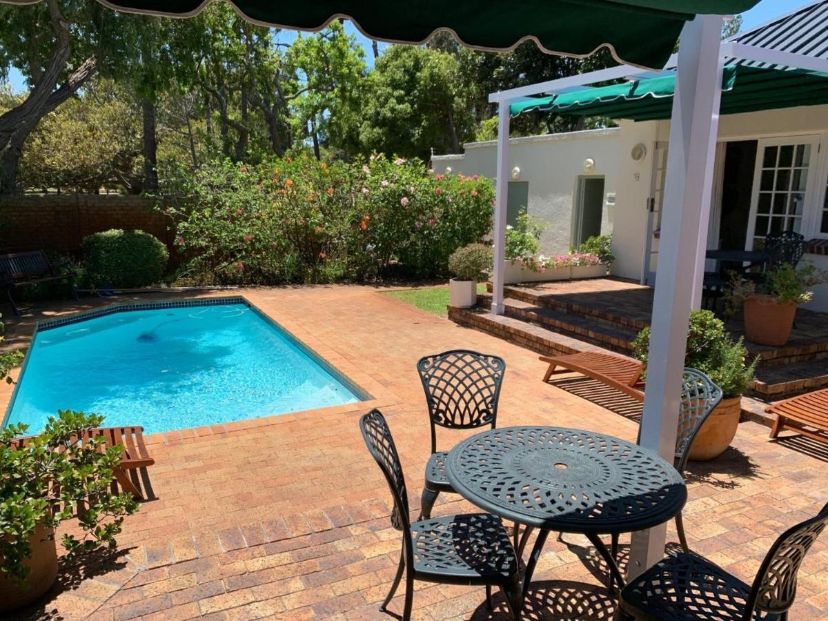 קייפטאון Squirrels Way Cottages מראה חיצוני תמונה